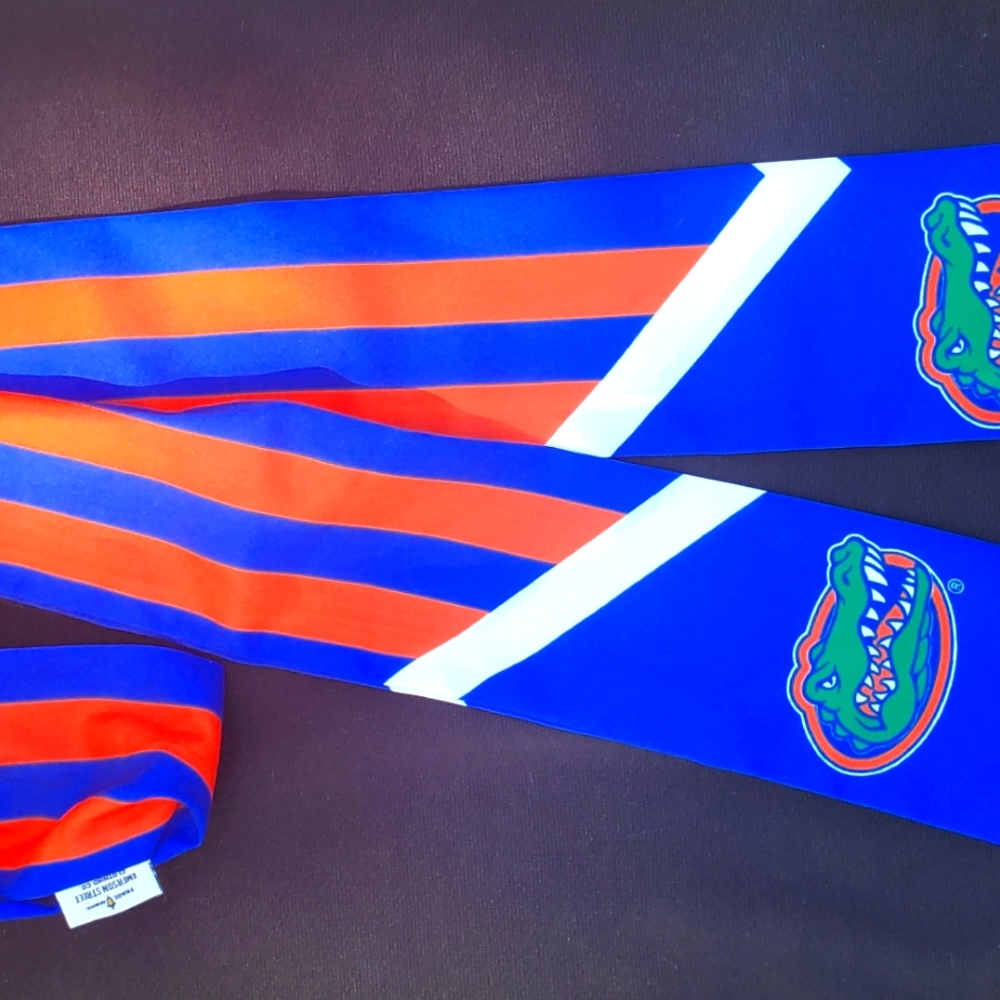 University of Florida Gators scarf.